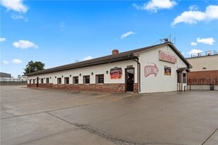 Dempsey's BBQ - Pub