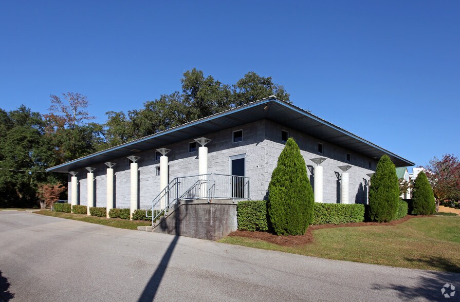 1132 Hillcrest Rd, Mobile, AL for sale - Primary Photo - Image 1 of 1