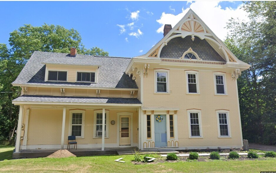 134 N Main St, Alfred, NY for sale - Primary Photo - Image 1 of 1