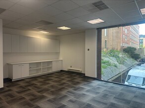 1000-1010 Wisconsin Ave NW, Washington, DC for lease Interior Photo- Image 1 of 9