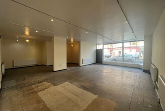 12 Front St, Stanley for lease Interior Photo- Image 2 of 3