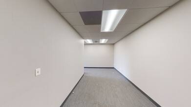 110 N Brockway St, Palatine, IL for lease Interior Photo- Image 1 of 9