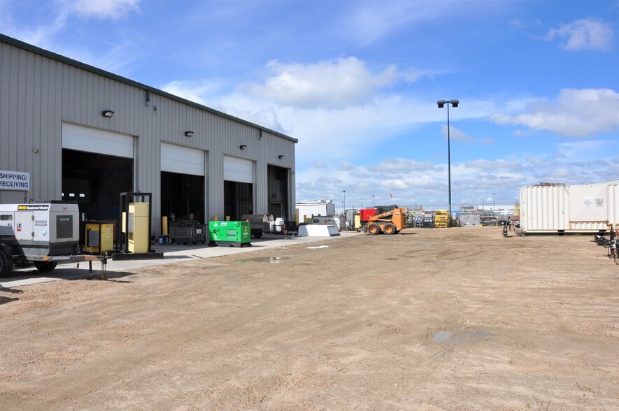 7002 39th St, Leduc, AB for lease - Building Photo - Image 3 of 6