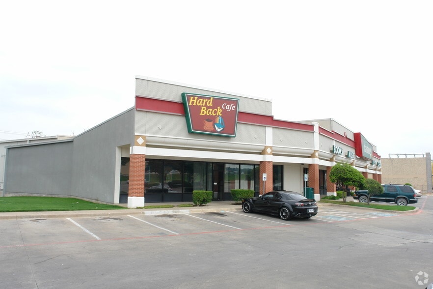 2311 Colorado Blvd, Denton, TX for lease - Building Photo - Image 3 of 7