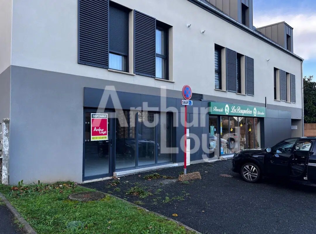Office in May-sur-Orne for lease Building Photo- Image 1 of 2