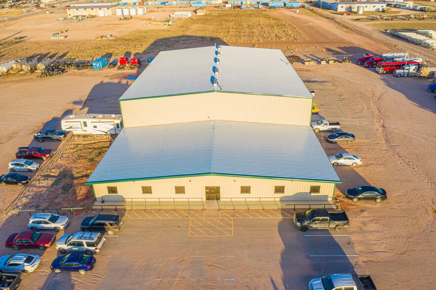 3913 Fm 715, Midland, TX for sale - Building Photo - Image 3 of 22