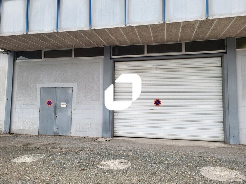 Retail in Mérignac for lease - Building Photo - Image 1 of 12