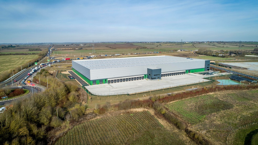 Thorn Rd, Dunstable for sale - Primary Photo - Image 1 of 1