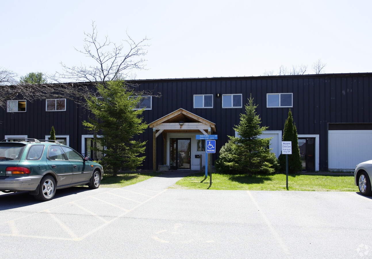 145 Pine Haven Shores Rd, Shelburne, VT 05482