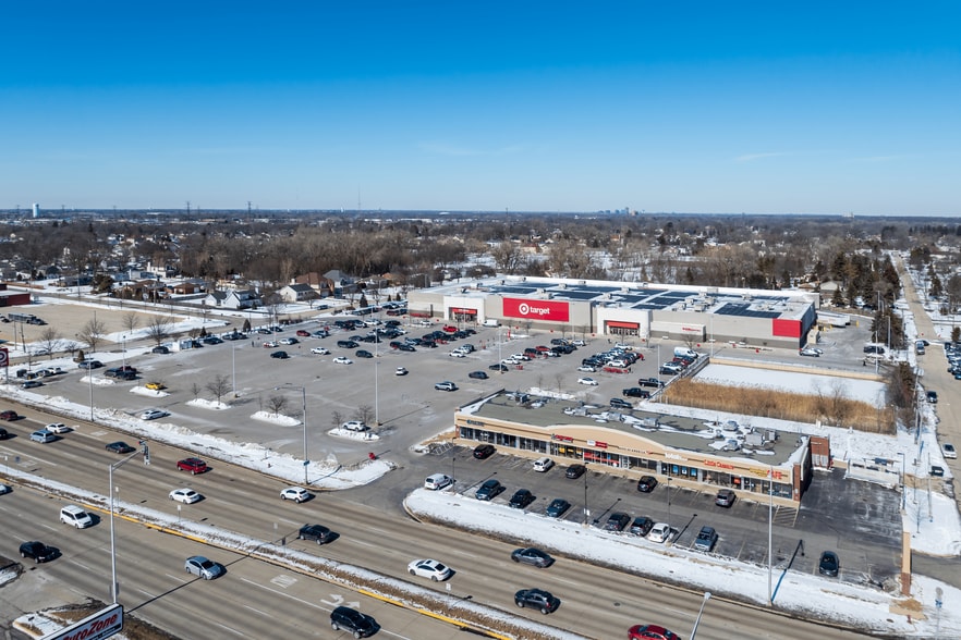 60-80 E North Ave, Villa Park, IL for lease - Building Photo - Image 2 of 2