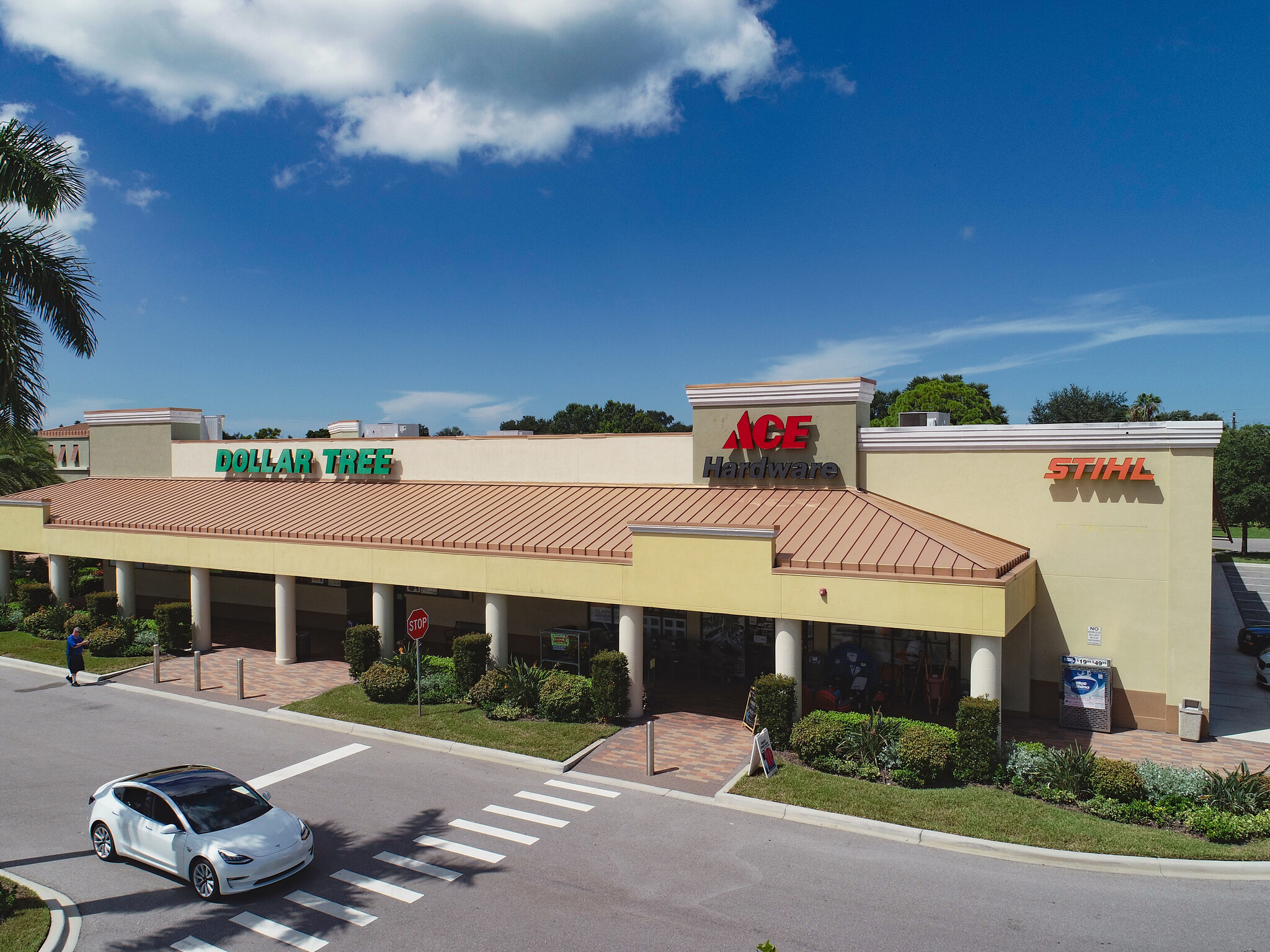 1200-1350 S Tamiami Trl, Osprey, FL 34229 - The Shops at Casey Key ...