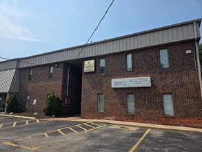 501 Valleybrook Rd, McMurray, PA for lease Interior Photo- Image 2 of 9