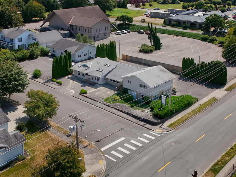 902 E Maple St, Arlington, WA for lease - Building Photo - Image 1 of 21