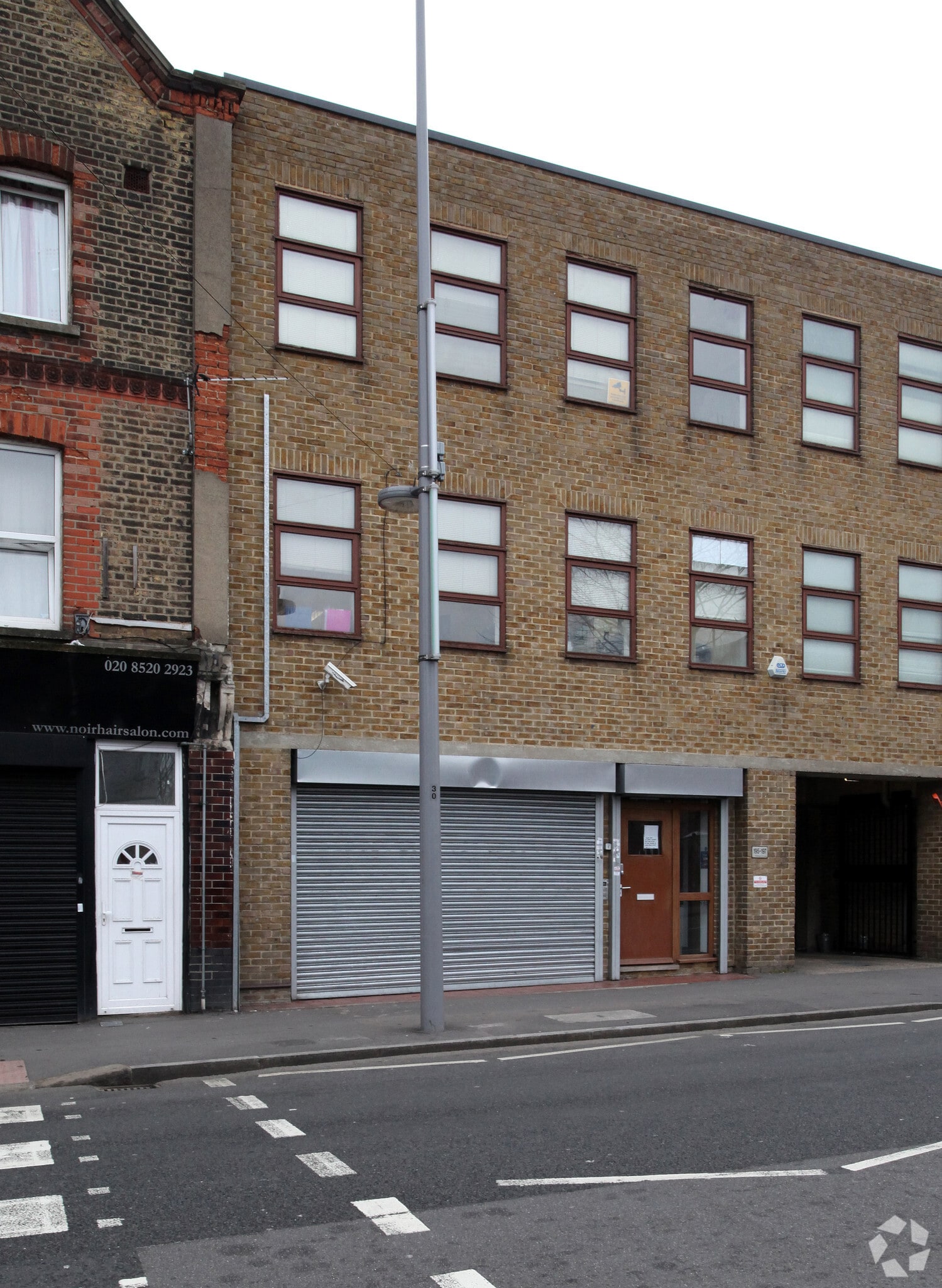 195-197 Wood St, London for sale Primary Photo- Image 1 of 1