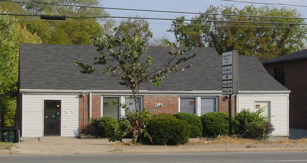 205 Donelson Pike, Nashville, TN for sale - Building Photo - Image 1 of 1