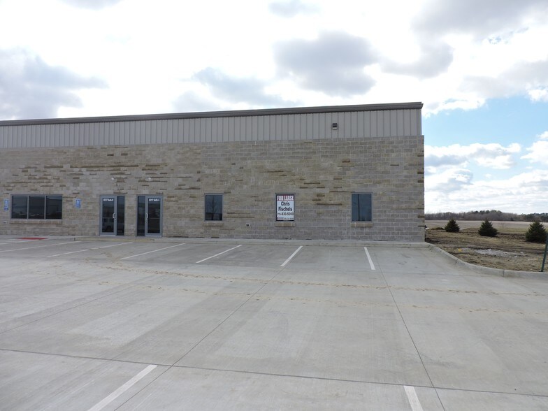 6317 Development Dr, Cedar Falls, IA for sale - Primary Photo - Image 1 of 1