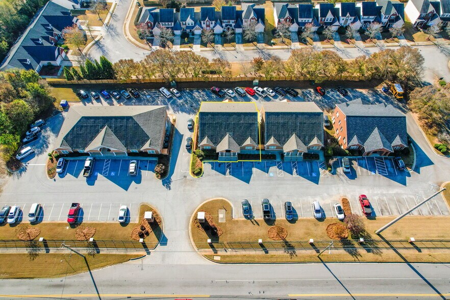 370-374 Racetrack Rd, McDonough, GA for sale - Building Photo - Image 3 of 4
