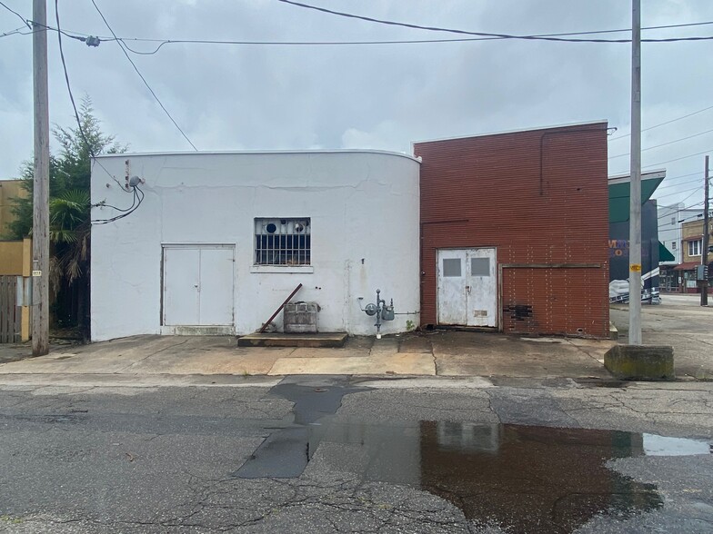 100 S Water St, Elizabeth City, NC for lease - Building Photo - Image 2 of 20