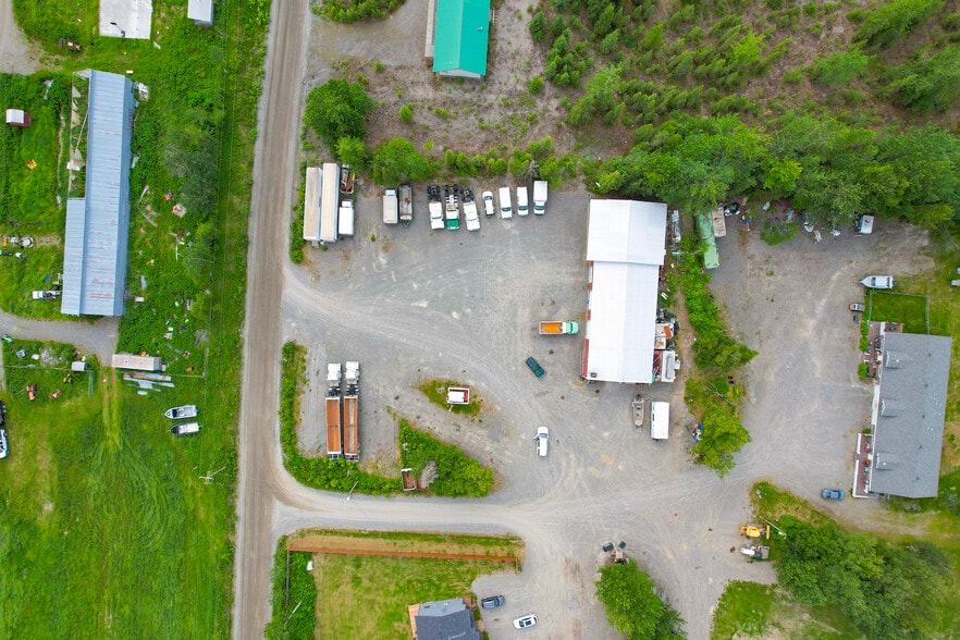 39031 Strawberry Ct, Kenai, AK for sale - Building Photo - Image 2 of 20