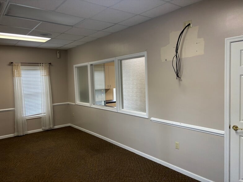 1557 Lee Hwy, Staunton, VA for lease - Building Photo - Image 3 of 12