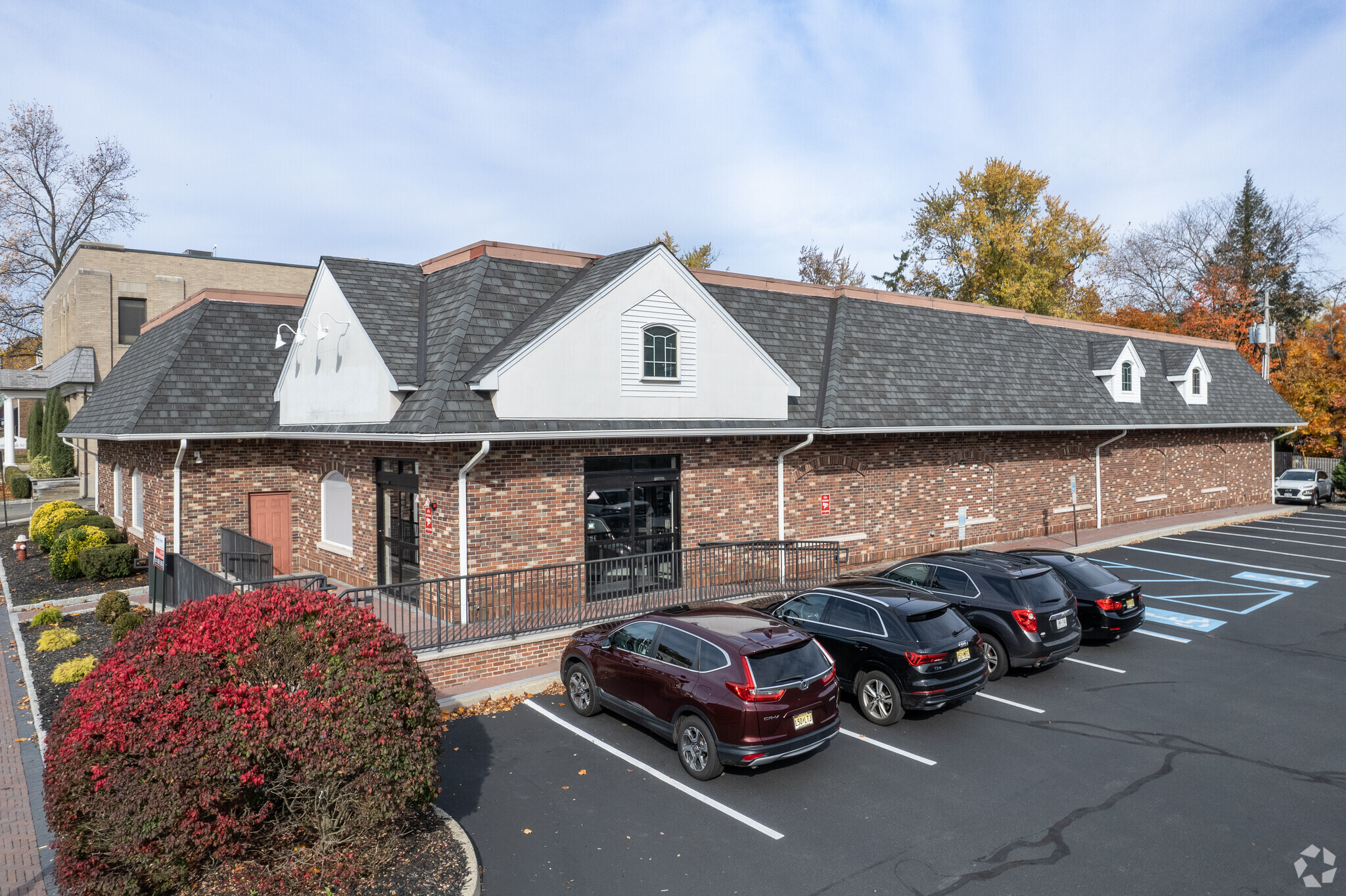 44 W Allendale Ave, Allendale, NJ 07401 - Retail for Sale | LoopNet