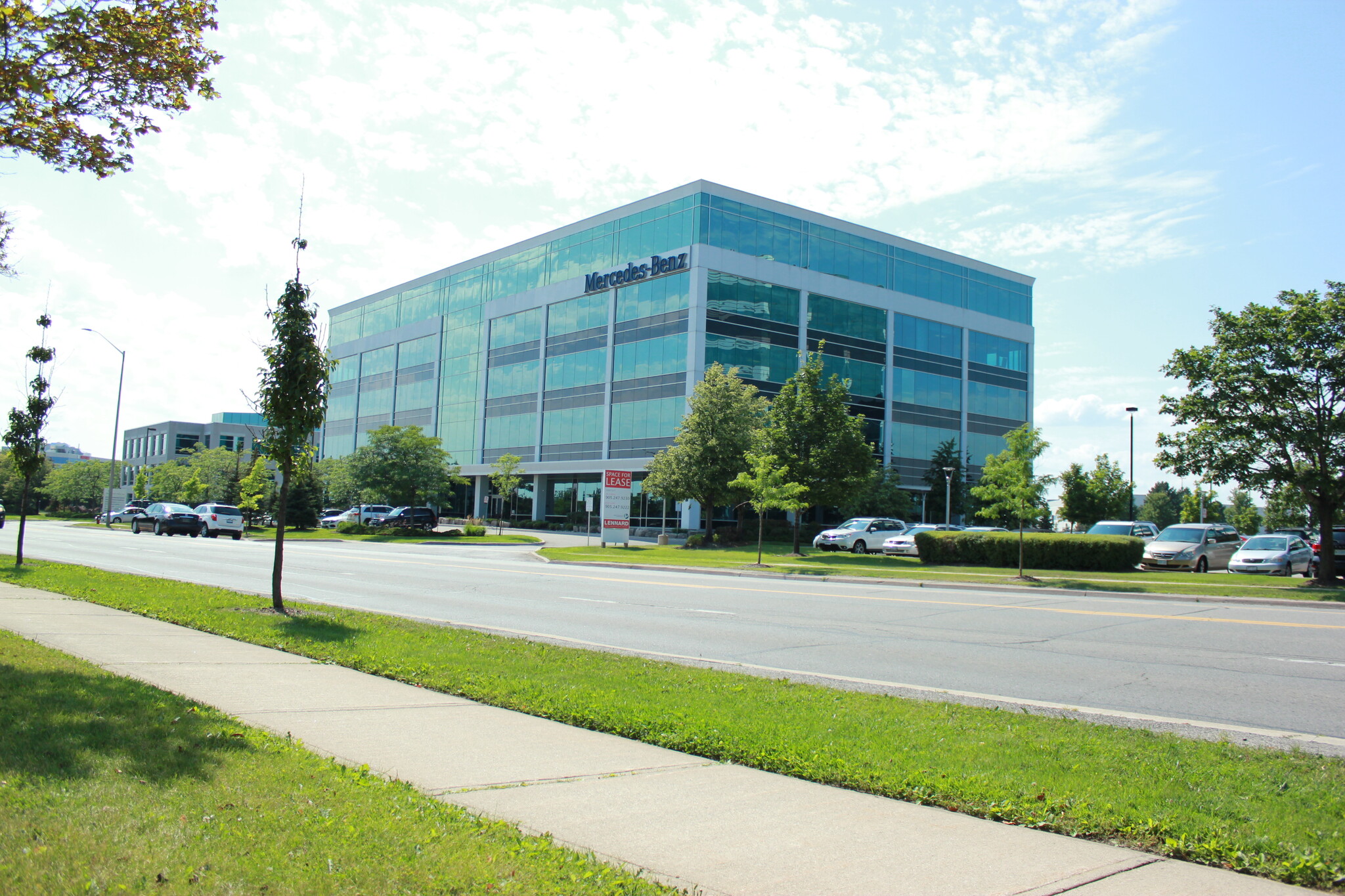 5160 Explorer Dr, Mississauga, ON for lease Building Photo- Image 1 of 9