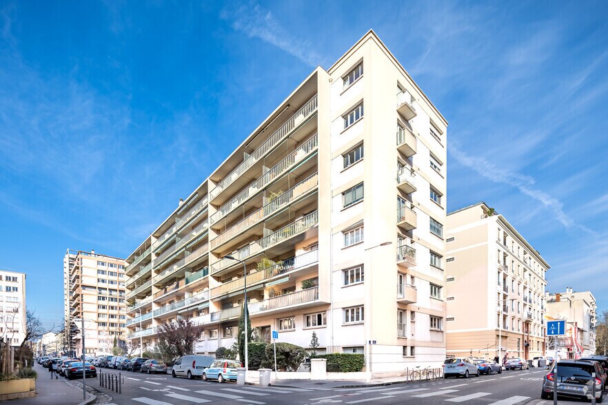 105-109 Rue Sully, Lyon for lease - Primary Photo - Image 1 of 4