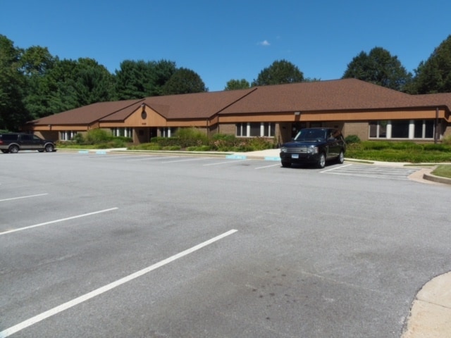 5405 Twin Knolls Rd, Columbia, MD for sale - Building Photo - Image 1 of 14