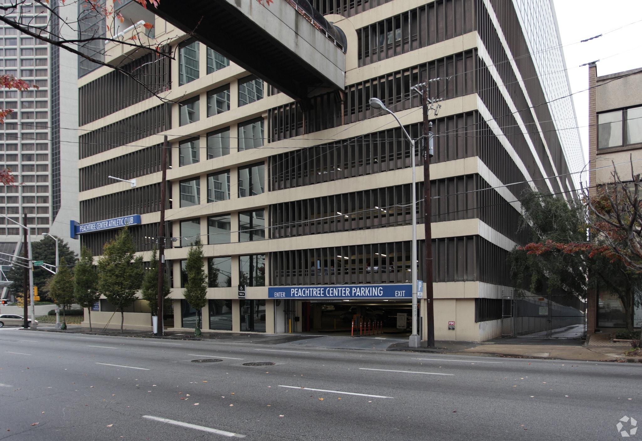 227 Courtland St NE, Atlanta, GA 30303 - Peachtree Center Parking LoopNet