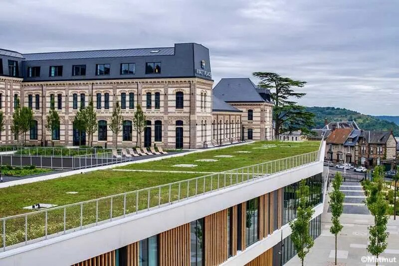 Office in Rouen for lease - Building Photo - Image 2 of 11