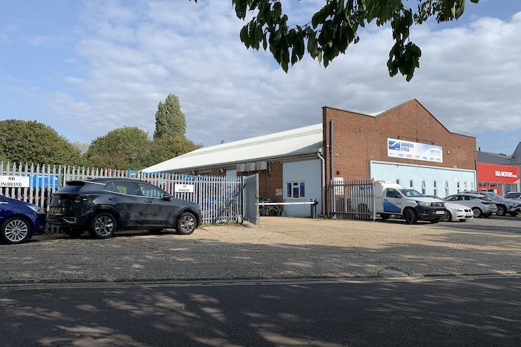 Southampton Rd, Portsmouth for lease - Primary Photo - Image 1 of 10