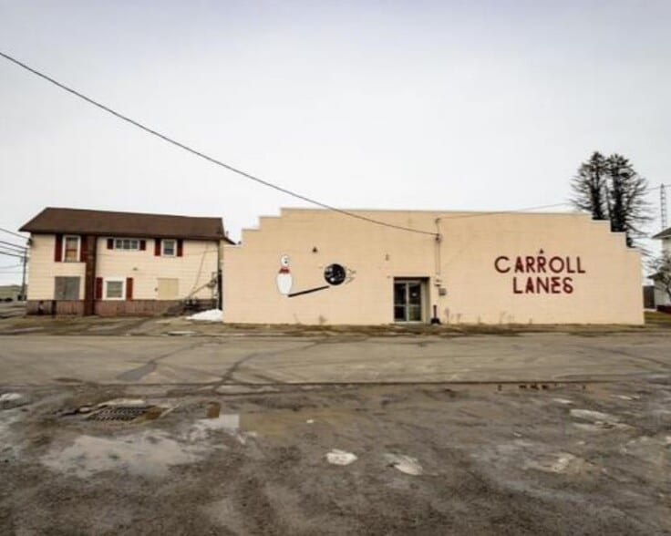 592 6th St NW, Carrollton, OH for sale - Building Photo - Image 1 of 15