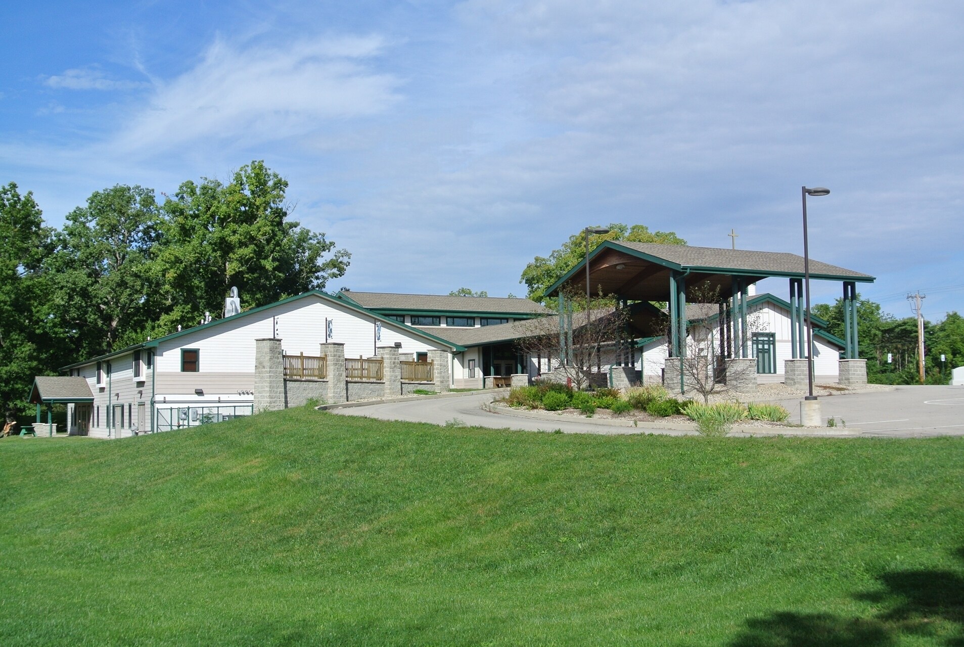 6720 Ridgeview Dr, Anderson, IN for sale Primary Photo- Image 1 of 1