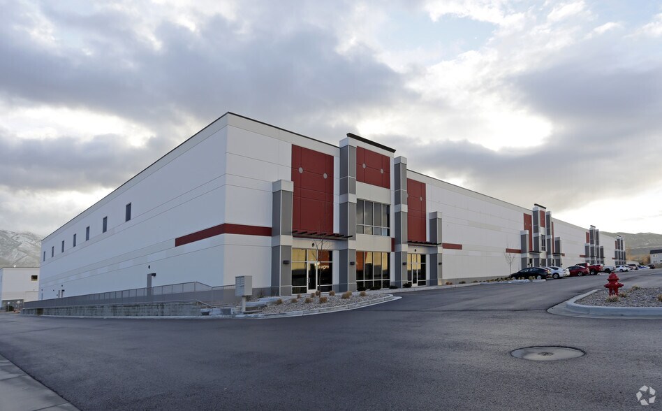 271 W 12800 S, Draper, UT for sale - Primary Photo - Image 1 of 1