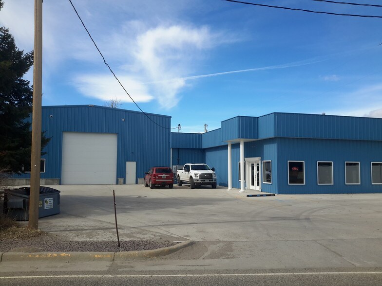 3425 W Main St, Riverton, WY for sale - front 2 - Image 1 of 17