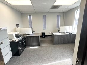 2928-2930 Switzer Ave, Columbus, OH for lease Interior Photo- Image 1 of 7