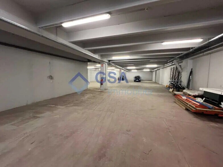 Flex in Palaiseau for lease - Building Photo - Image 3 of 6