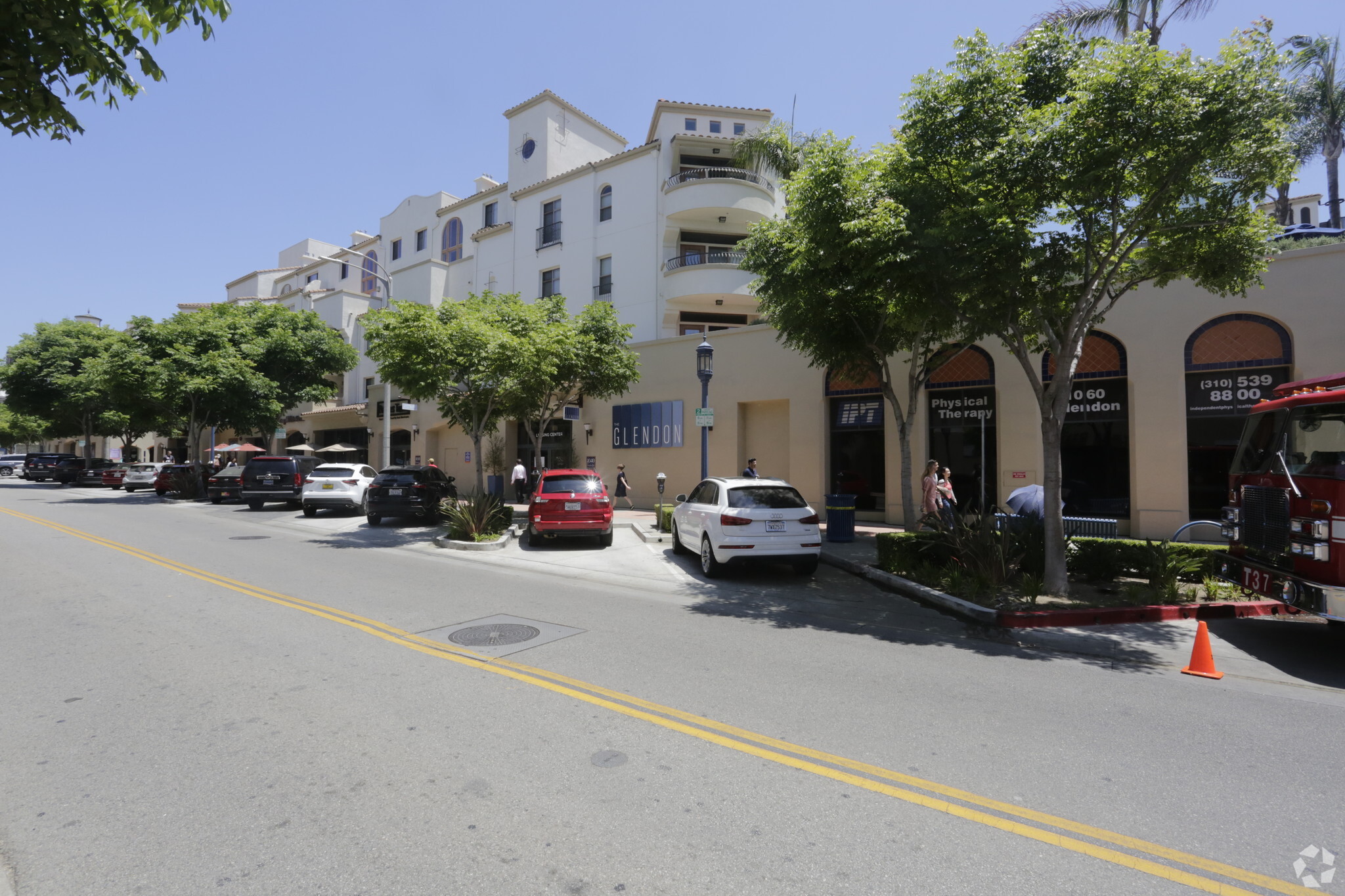 Glendon Ave, Los Angeles, CA for lease Building Photo- Image 1 of 12