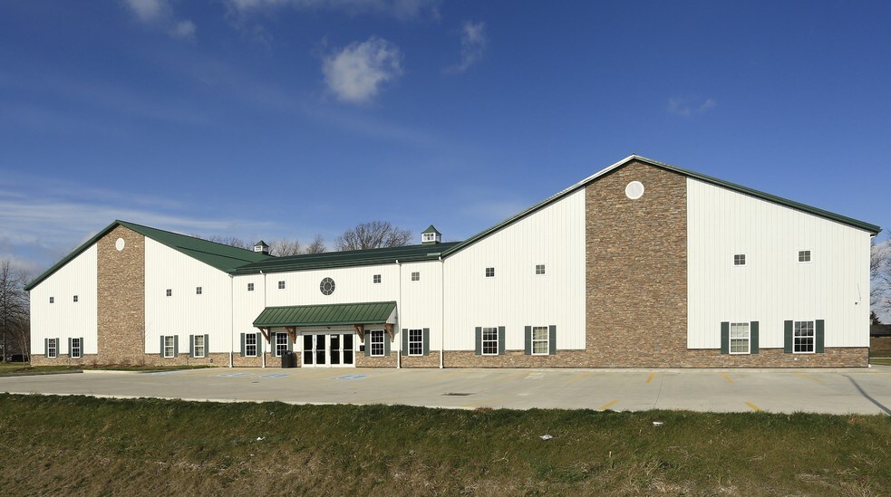 19388 Progress Dr, Strongsville, OH 44149