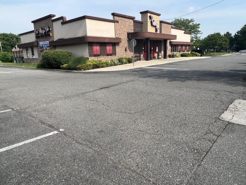 137 Egg Harbor Rd, Sewell, NJ for lease - Building Photo - Image 3 of 4