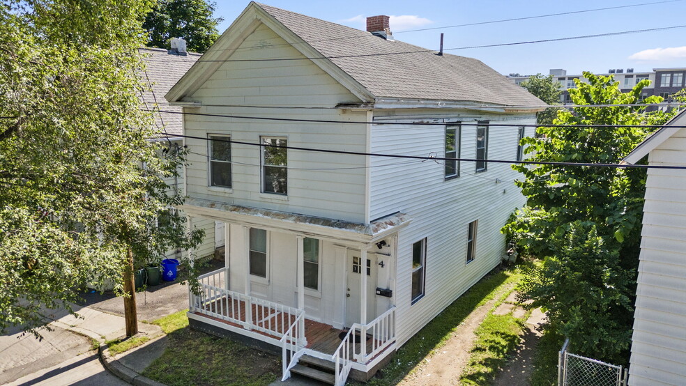 4 Florence Ave, Binghamton, NY for sale - Primary Photo - Image 1 of 25