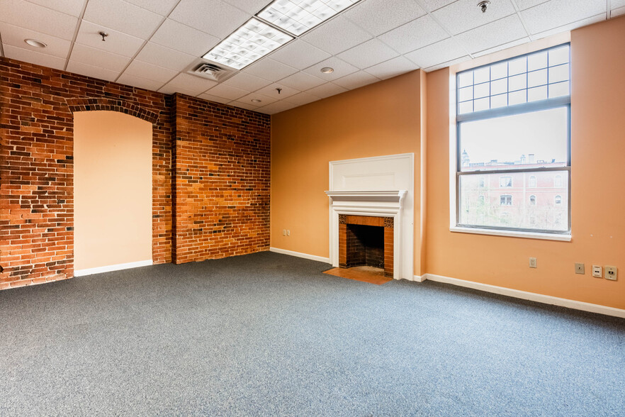 57 Exchange St, Portland, ME for lease - Interior Photo - Image 2 of 5