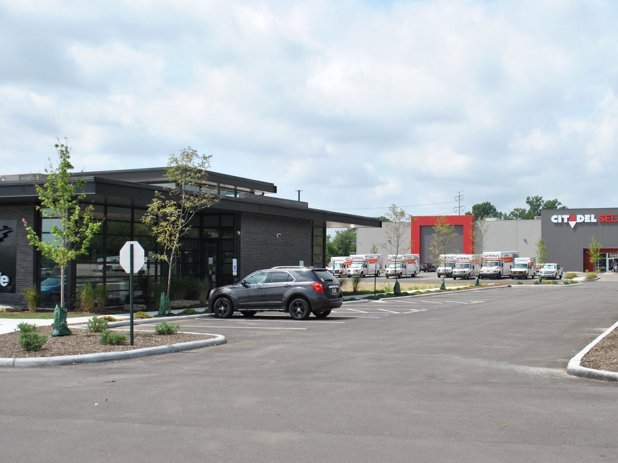 5431 Ridge Ave, Cincinnati, OH for sale Primary Photo- Image 1 of 1