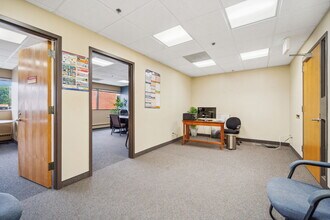 570 Asbury St, Saint Paul, MN for lease Interior Photo- Image 2 of 3