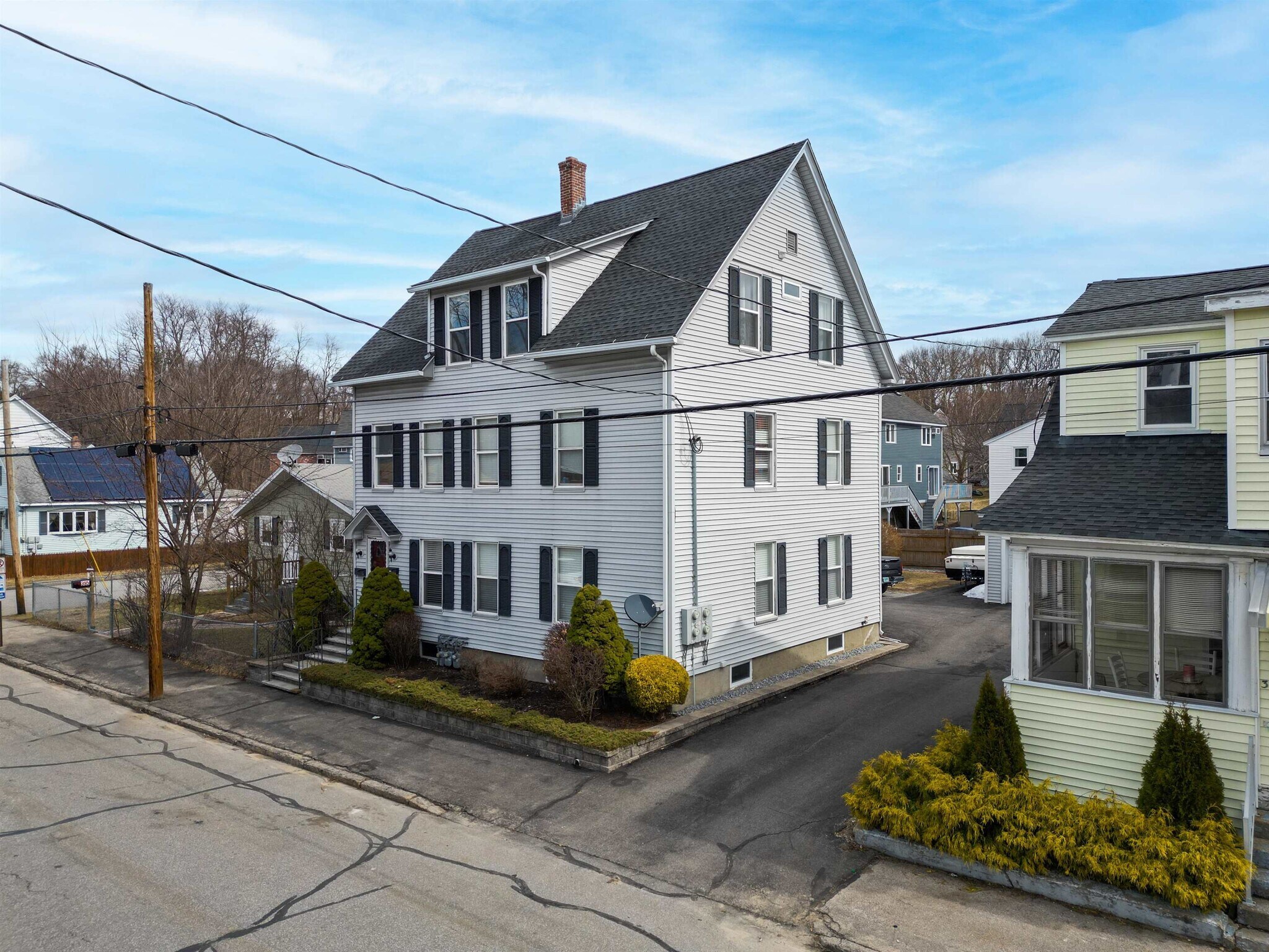 391 Bartlett St, Manchester, NH for sale Primary Photo- Image 1 of 1