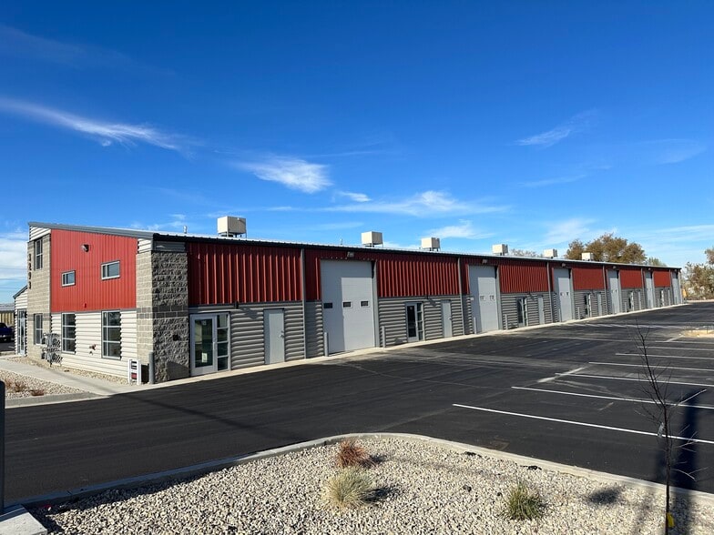 3293 Midland Dr, Ogden, UT for lease - Building Photo - Image 3 of 4
