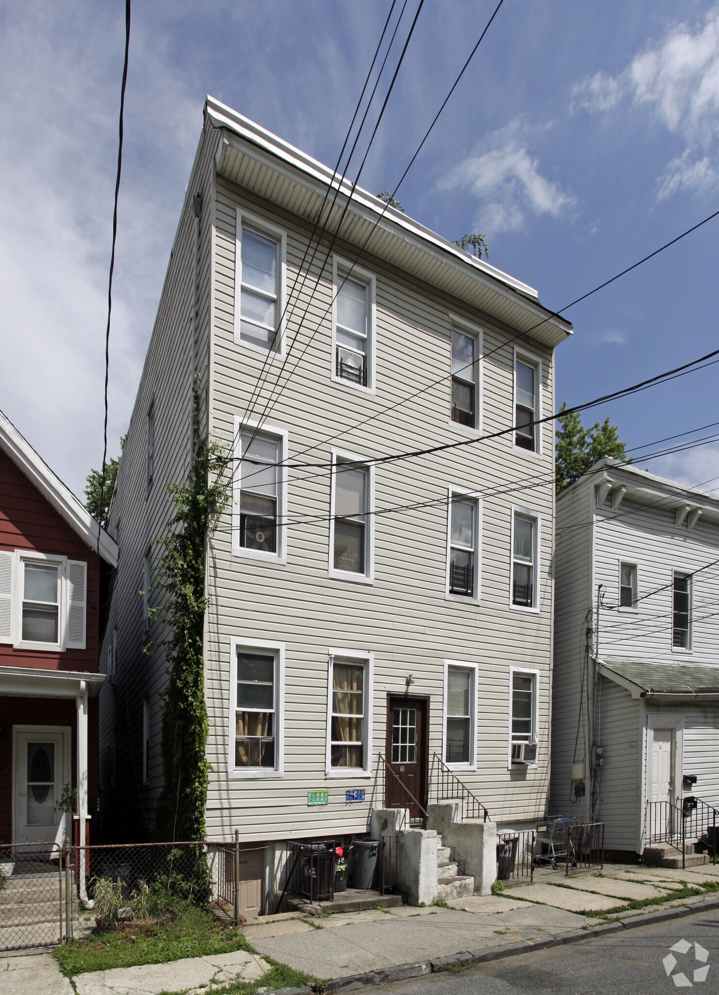 11 Cottage Pl, Staten Island, NY for sale Primary Photo- Image 1 of 1