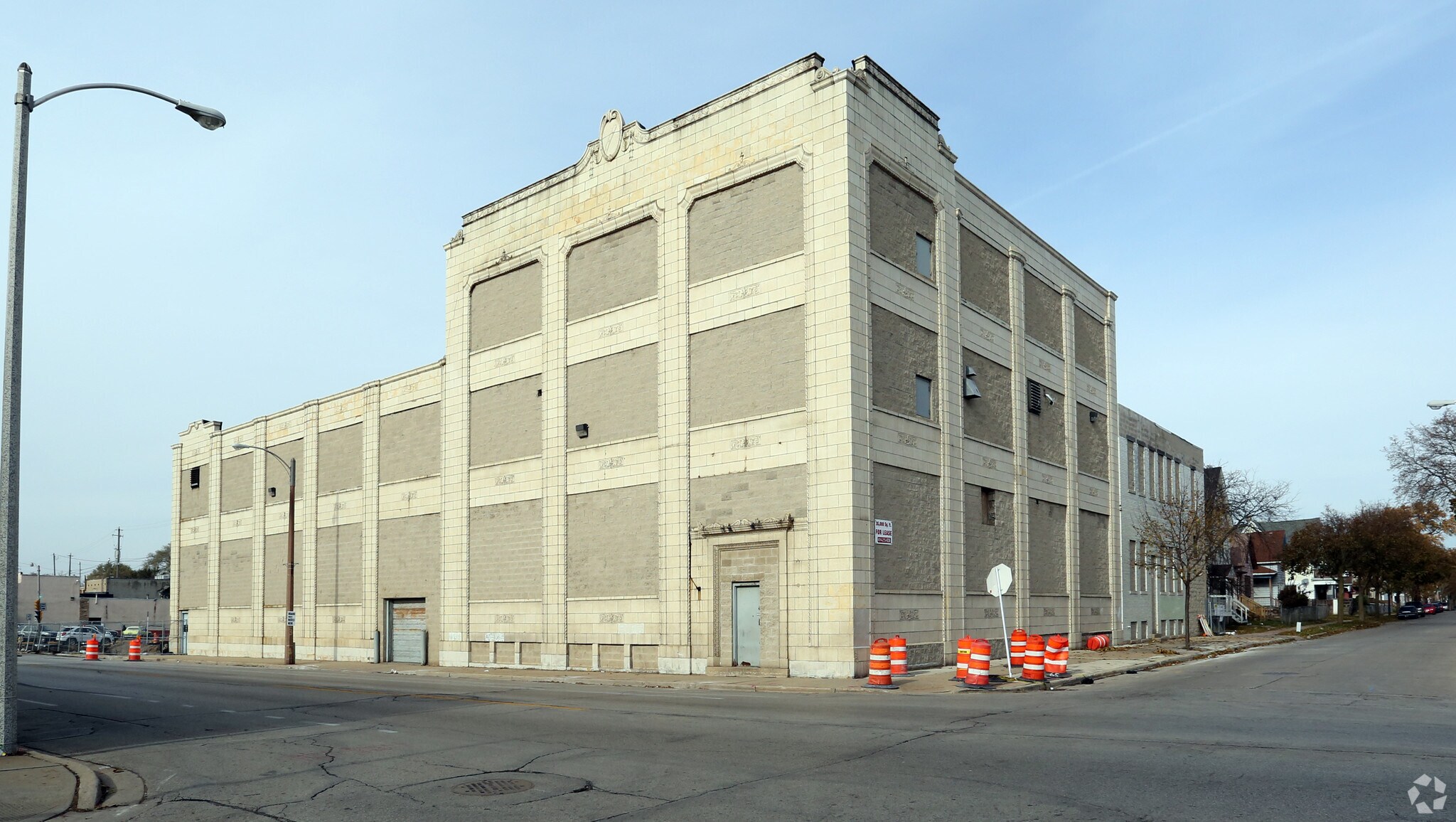 1500 W North Ave, Milwaukee, WI for sale Primary Photo- Image 1 of 1