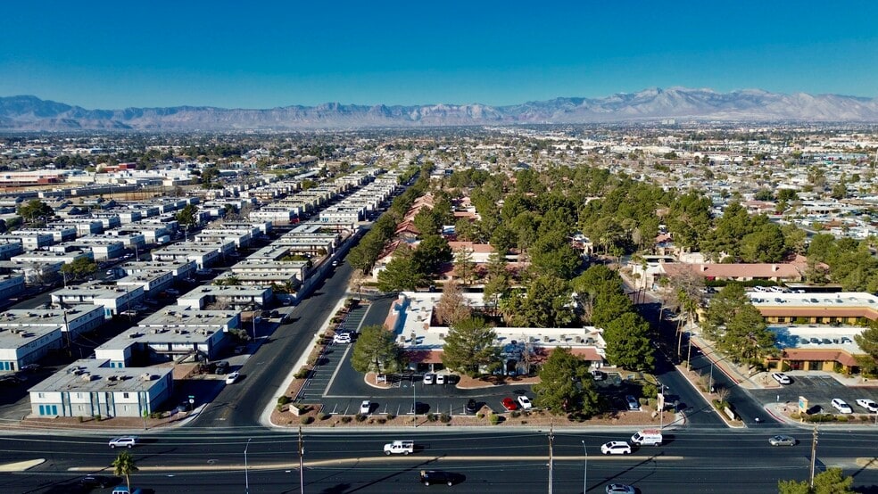 2881 S Valley View Blvd, Las Vegas, NV for lease - Building Photo - Image 1 of 18