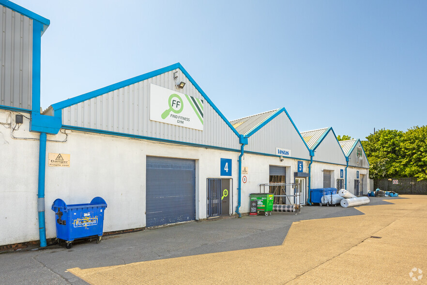 Liverpool St, Hull for lease - Building Photo - Image 2 of 5